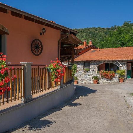 01234 - Agriturismo La Marpea, Esperienza In Mezzo Alla Natura E Al Cibo Tipico Italiano Villa Terisso Luaran gambar
